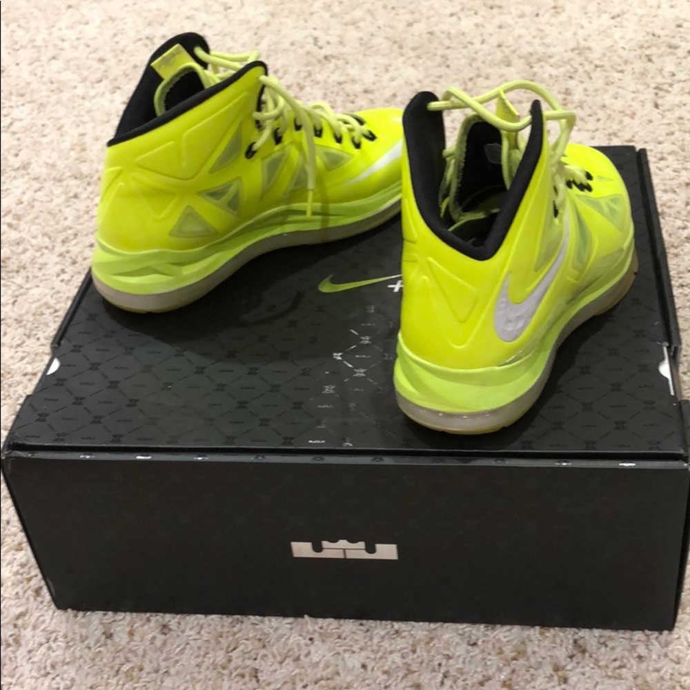 LeBron James Diamond Collection shoes
